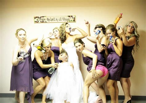 Share this link with your friends Fun wedding party picture. So totally something me and my ...