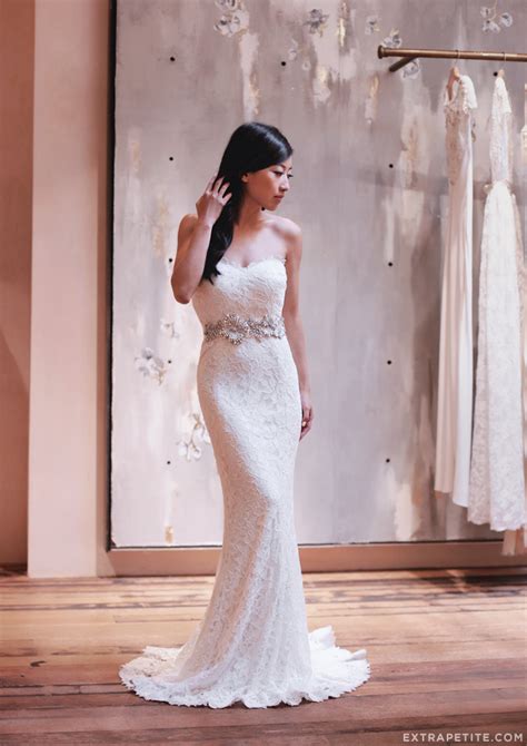 Petite wedding dresses are designed specifically for brides who are under 5 foot 4 inches tall who want to appear more statuesque on their walk down the aisle. Petite-friendly wedding dress search - Extra Petite