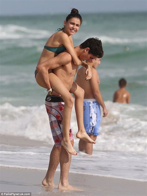 What's the name of the river? Justin Bieber's friend Madison Beer is seen kissing Jack ...