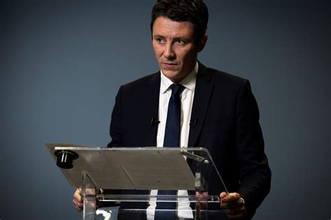 La maire de paris anne hidalgo a condamné la diffusion d'une vidéo à caractère sexuel de benjamin. Benjamin Griveaux se retrage din cursa pentru Primăria ...