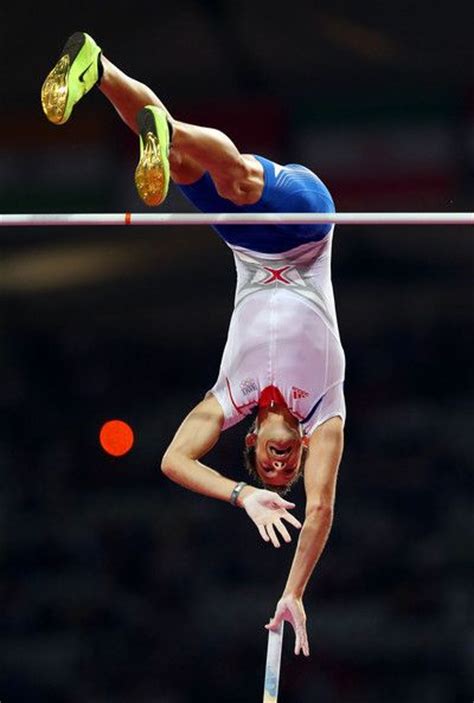 Le triple saut a été introduit comme nouvelle épreuve pour des compétitions féminines.; Renaud Lavillenie Photos Photos: Olympics Day 14 ...
