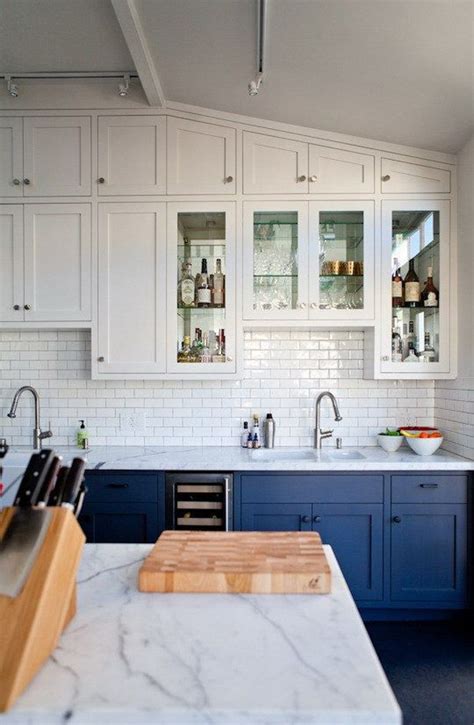 Navy blue kitchen cabinets are a hit in kitchen design in 2020, and there are few different reasons for that. Stylish Two Tone Kitchen Cabinets for Your Inspiration ...