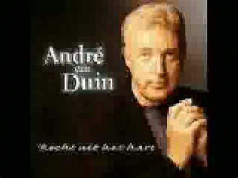 André van duin (born as adrianus marinus kyvon, on february 20, 1947) is a famous and extremely popular dutch comedian, singer, actor, stage performer, recording artist, tv presenter, radio performer, songwriter and media icon. andre van duin de hotdog - YouTube