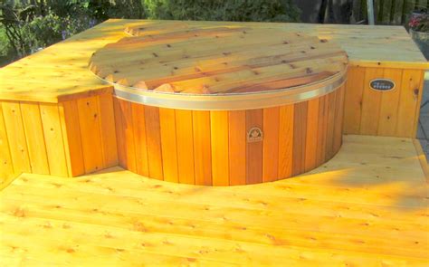 Browse our natural cedar hot tubs with all the convenience of a modern spa. Pin on Cedar Hot Tub Ideas