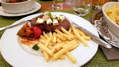 Im hotel & restaurant deutsches haus in kaub wird gutbürgerliches angeboten… ordentliche portionen… superlecker… und das ganze auch noch zu fairen preisen… Auf dem Rheinsteig von Kaub nach Assmannshausen ...