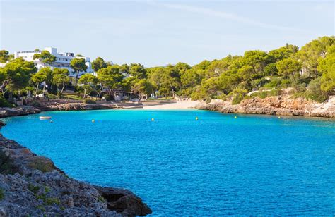 Go on a journey to understand our jargon and discover its origins. Cala d'Or - Mallorca - Arrivalguides.com