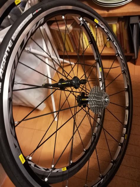 The lightest dt swiss hubs available. ロードバイク荒川出没日記: DT SWISS/PR1400 DICUT OXICの感想