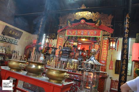 Yap ah loy's shrine can be found sitting among other gods. Sin Sze Si Ya Temple 仙四师爷庙, Kuala Lumpur | Malaysia