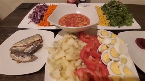 It is prepared with more than five vegetables, combined together and enriched with the classic baked beans and cream. How to make Fresh delicious chopped Nigerian Salad 🥗 🇳🇬 ...