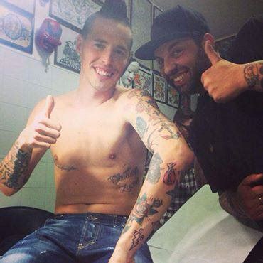 Submitted 6 days ago by tr1nity14. FOTOGALLERY - I nuovi tatuaggi di Marek Hamsik: immagini ...