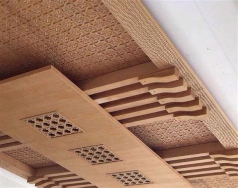 Réalisation de votre faux plafond métallique, plafond suspendu, plafond en bois, plafond rampant, stratifié, démontable ou suspendu, à chambéry. Faux plafond, marocain | Plafond bois, Plafond