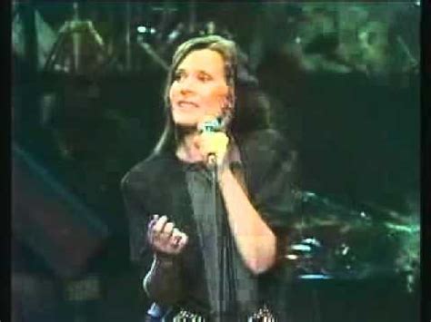 Viharos tisztújító közgyűlést tartottak a fészek. Koncz Zsuzsa és Cseh Tamás, koncert, zene video Videa ...