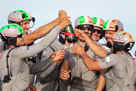 The final day of the america's cup world series in plymouth sound. 2021 America's Cup: Luna Rossa won the Prada Cup final ...