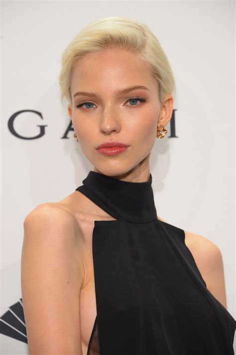 Sasha luss was born in magadan, magadan oblast and moved to moscow at a young age. Sasha Luss - Sasha Luss Photos - Arrivals at the amfAR New ...