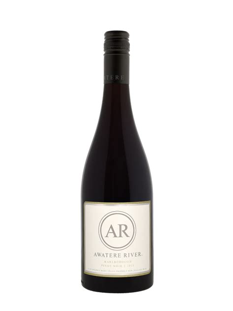 As the namesake wine of boeuf bourguignon, pinot noir has proven it isn't afraid of beef. Awatere Valley Pinot Noir 2018 - The Oaks Cellars