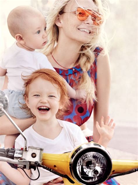 Trentini was born in panambi, rio grande do sul, brazil. Carol Trentini é clicada com os filhos para a Vogue ...