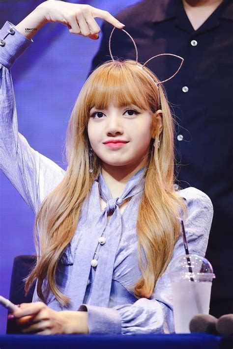 Siete días más tarde la tercera integrante, quien se desempeñaba como modelo y actriz en campañas publicitarias. Pin de Denisse BLACKPINK BLINK en Lisa BLACKPINK | Lisa ...