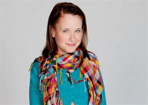 Mit moderator will smith :: Das Haus Anubis: Nina Martens