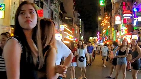 New video bui vien street 2019: 【ブイビエン通りの美女】ベトナム ホーチミン / Bui Vien Street Beautiful Girls ...