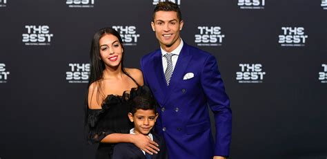 Photogallery of cristiano ronaldo updates weekly. Девушка Криштиану Роналду Фото