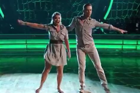 We can all agree that bindi irwin is one of the sweetest, nicest people ever. Bindi Irwin shines in Dancing With The Stars debut | Northern Star