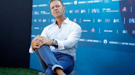 Rocco siffredi is the legend of porn, the italian stallion, the man with the most amazing dick, and the god of porn. Rocco Siffredi, la pornostar è positiva al Coronavirus ...