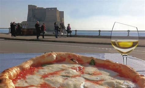 50 maschi e 20 femmine. 4 Pizzerie sul Lungomare di Napoli da non perdere - Napoli ...