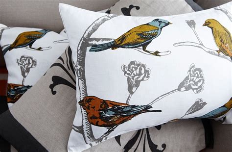 Find furniture, rugs, décor, and more. Birds-Inspired Home Decorations: Prints, Wallpaper and ...