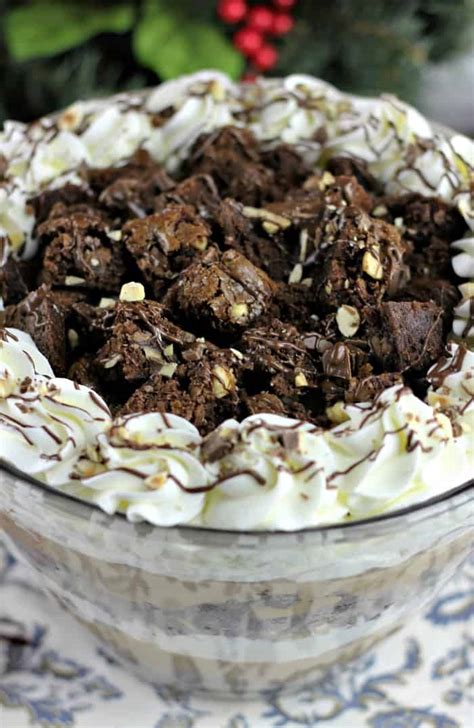 I use a good quality white chocolate and although there are plenty of very good brands that melt well, you will most likely find baker's brand or ghirardelli chocolate in your local market. Milk Chocolate Hazelnut Brownie Mousse Trifle