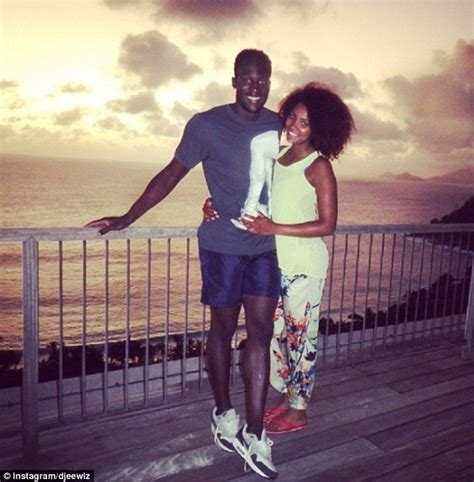 Ich habe ein paar tränen vergossen, weil ich an seine familie gedacht habe, seine kinder, seine freundin, seine schwester. Romelu Lukaku takes time out with girlfriend Julia ...