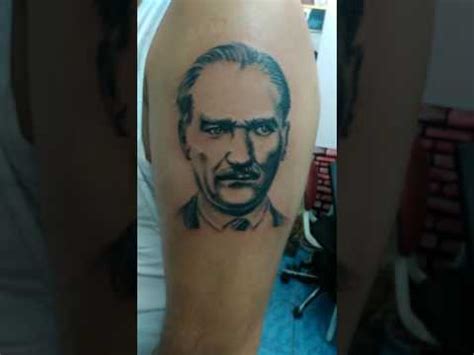 Türkiye cumhuriyeti'ni kendisine borçlu olduğumuz atatürk, 1881 yılında selanik'te doğdu. Mustafa Kemal Atatürk dövmesi/ Tattoo Atatürk- Robin Varol ...