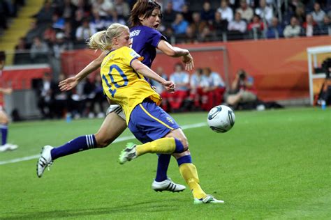 Sofia jakobsson wechselt von real madrid zum fc bayern. Sofia Jakobsson dementiert Gerüchte über Wechsel nach ...