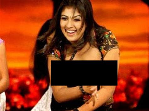 It's amazing that she worked it! Photos: 25 Hot Telugu (Tollywood) Actresses' Wardrobe Malfunctions - Filmibeat