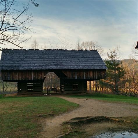 With everyone under one roof, you don't have to miss a thing. Cantilever barn in Cades Cove | Cades cove, House styles ...