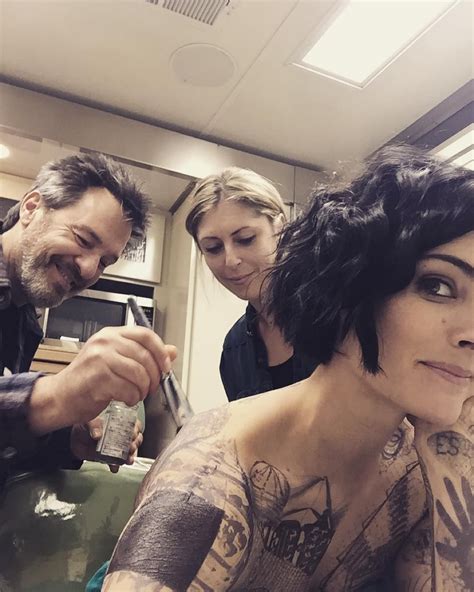 Jaimie alexander plays jane doe who wakes up with no memory and is covered in tattoos in the hit nbc show. Foto di Instagram di Jaimie Alexander • 21 Ott 2015 alle ...