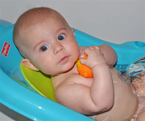 When the toddler years begin, parents can transition to a big tub and baths can happen based on their relative griminess. Baby Baker Love: bath time baby.