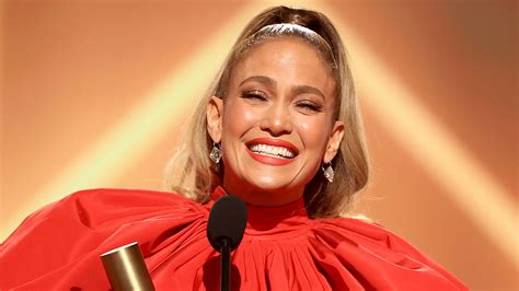 Samantha markle, who previously went by samantha grant. Jennifer Lopez Surprised With Shoutouts From Twins Max ...