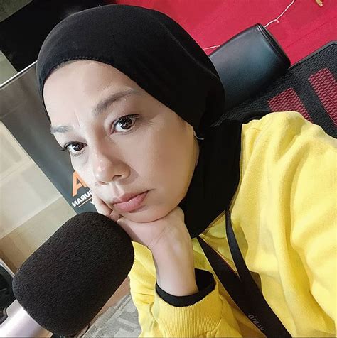 Kita kena ada pendirian dalam. Cantiknya Mawar Rashid & 8 Artis Ini Pilih Untuk Berhijab ...