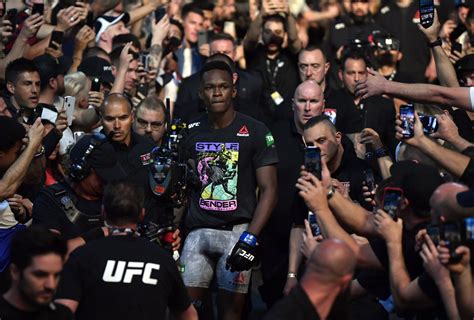 Israel adesanya is a huge anime fan! UFC 243: Israel Adesanya's walk was epic, but not the best