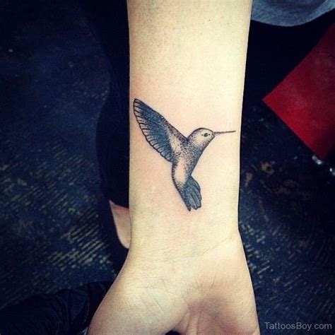 Hummingbird temporary tattoo 2 wrist tattoos unrealinkshop 5 out of 5 stars (4,389) sale price $3.46 $ 3.46 $ 3.85 original price $3.85 (10% off) add to favorites hummingbird temporary tattoo / hummingbird accessoire / bird temporary tattoo / bohemian temporary tattoo / boho. 31 Hummingbird Wrist Tattoos Design