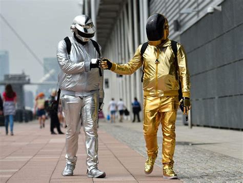 Comic con scotland 2021, scotland's largest comic book and film fan convention with the uk's biggest celebrity guest exclusives is taking place in the royal . Комик Кон 2018 в Лондоне - Zefirka