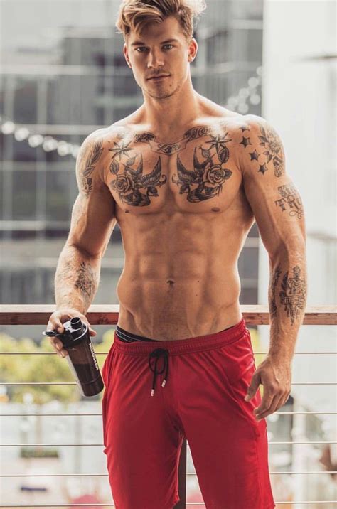 Nun meldet sich florian homm mit einer lebensbeichte im stern zurück. Pin by Thomas Polk on Studly | Pinterest | Tattoo, Muscles ...