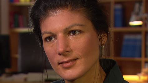 Tief tipi gong sahra wagenknecht nackt haltere colt