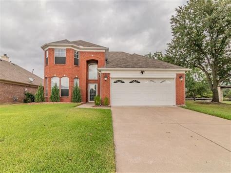 This home has been fully r. Houses For Rent in Euless TX - 21 Homes | Zillow