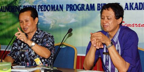 Gedung muhammad adnan kampus terpadu universitas islam indonesia jl. Bidang Akademik Luncurkan 4 Buku Panduan