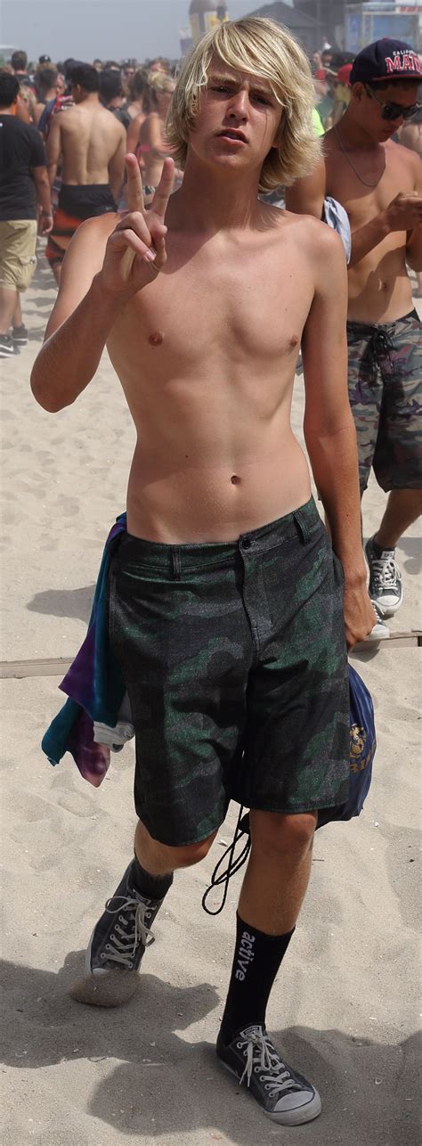 A slim to average build. Beach & Pool - pictures of boys on the beach and at the ...