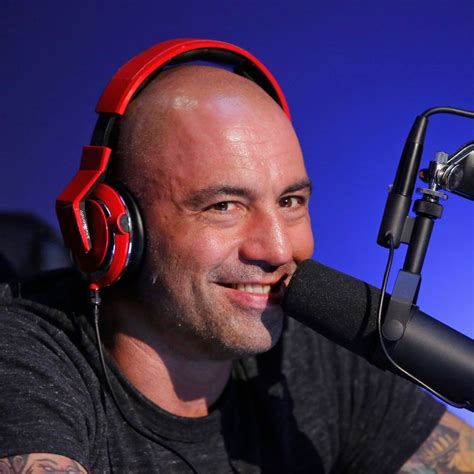 Is joe the height he claims or shorter? Joe Rogan Biography: Net Worth, Height, And Wife - ABTC