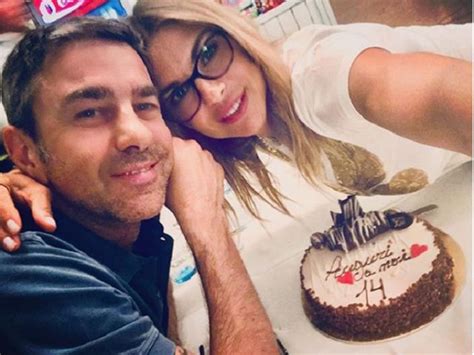Un secondo figlio a 40 anni. Martina Colombari: il segreto della sua storia d'amore con ...