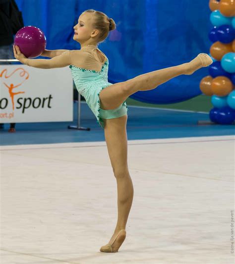Female gymnast, gymnastics pictures, gymnastics girls. 20141115-_D8H1621 | 4th Rhythmic Gymnastics Tournament ...