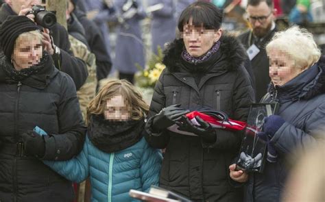 W raciborzu odbyła się msza żałobna za policjanta, który 4 maja został zastrzelony na służbie. Pogrzeb policjanta - Super Express